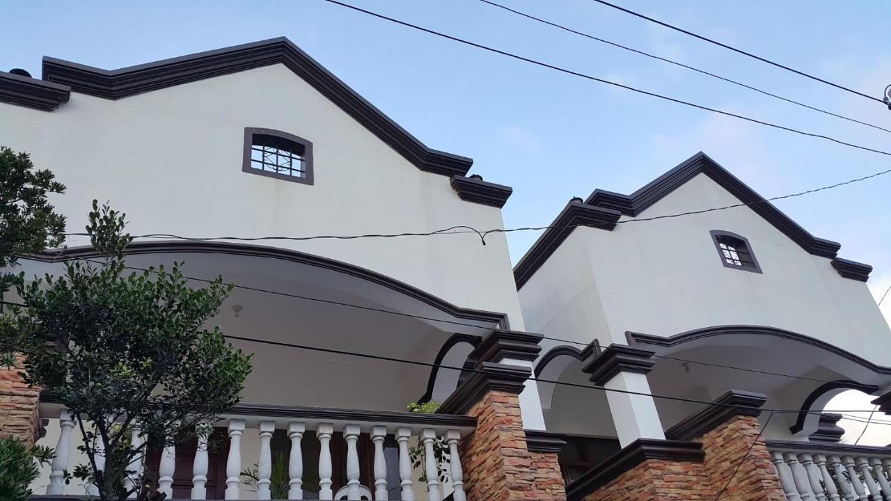 Florabells Iraya Guest House - Batanes Basco Exterior photo